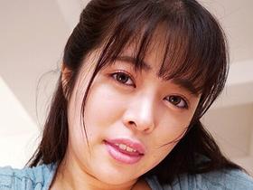 INGO’ IN GOD ECSTASY　エロス界のパブリックフィギュアである‘NOA’が下品な淫語ヴォイスを囁いてファンの男達のチ◯ポをガチガチに勃起させて神乳ボディで骨抜きにする　サンプル画像07